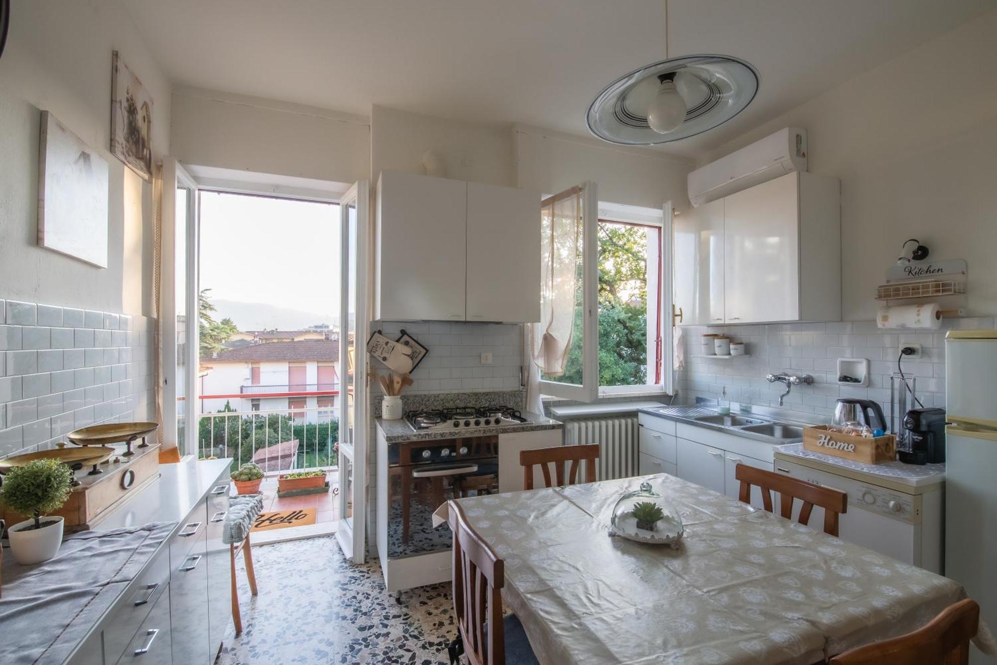 Domus Umberto - Guest House Arezzo Exterior foto